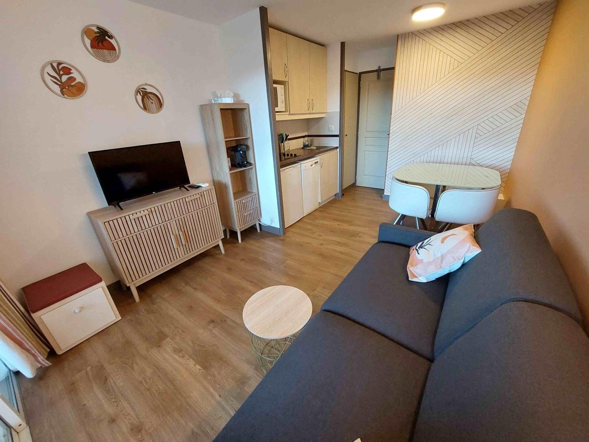 Cap Esterel Appartement Climatise Dans Le Centre Du Village Vacances Drammont 外观 照片