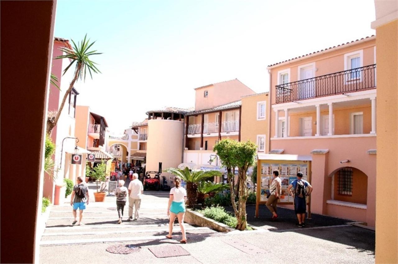 Cap Esterel Appartement Climatise Dans Le Centre Du Village Vacances Drammont 外观 照片